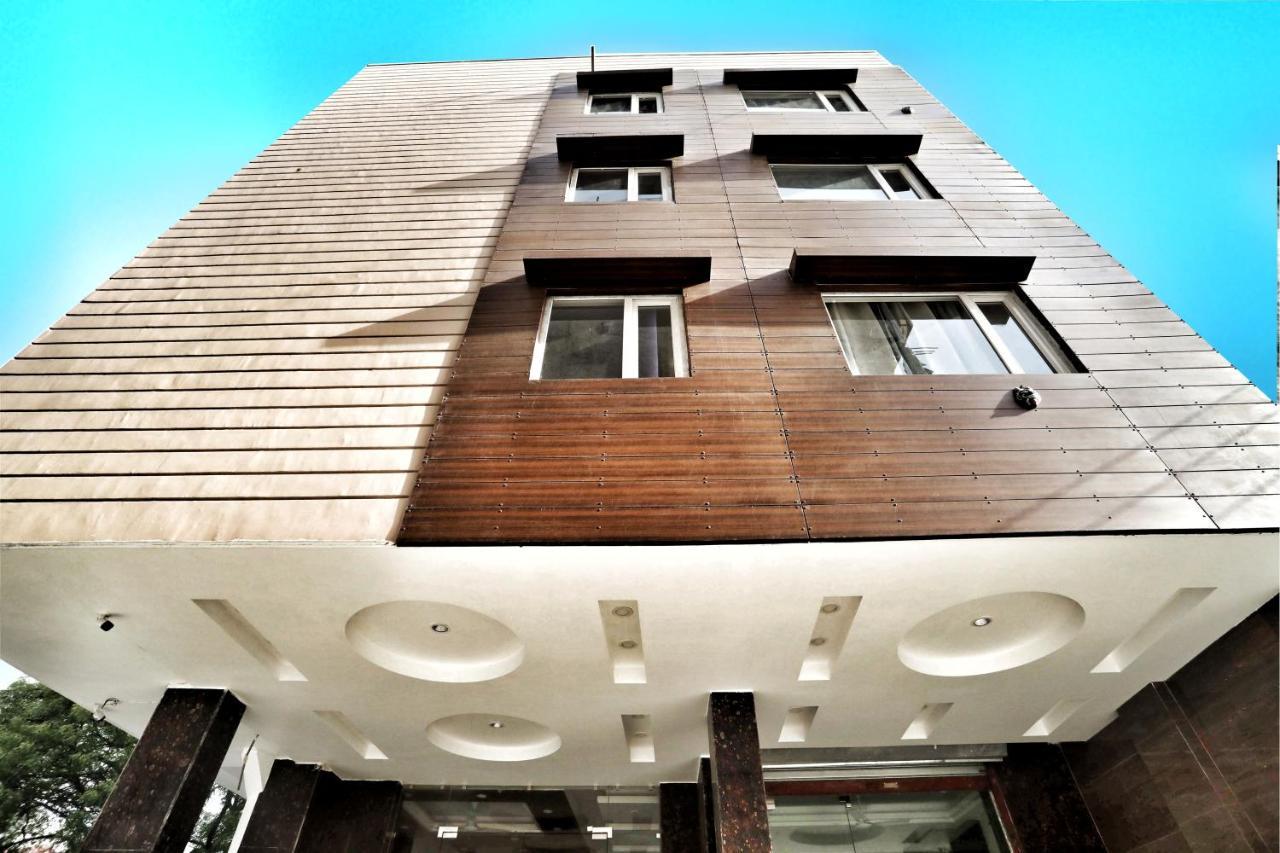 Hotel Aerocity Purple Orchid Neu-Delhi Exterior foto